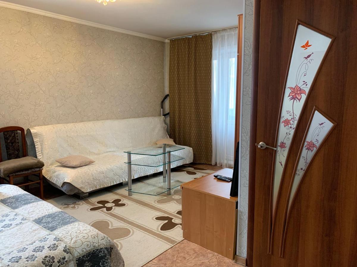 Уютная Квартира В Центре По Ул Гоголя Karagandy Buitenkant foto