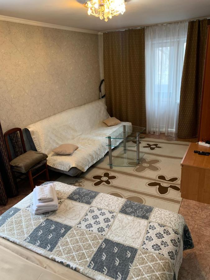 Уютная Квартира В Центре По Ул Гоголя Karagandy Buitenkant foto